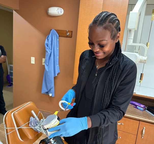 Atlanta Dental Assistant Student training in a dental office